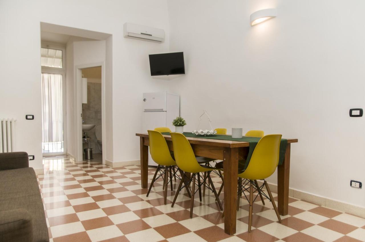 Palazzo Italia Apartments Bari Ngoại thất bức ảnh